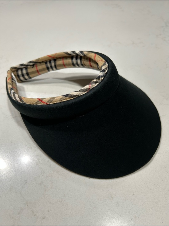 Burberry Accessories - BURBERRY NOVA CHECK WITH BLACK SUN VISOR GOLF/ TENNIS. UNISEX